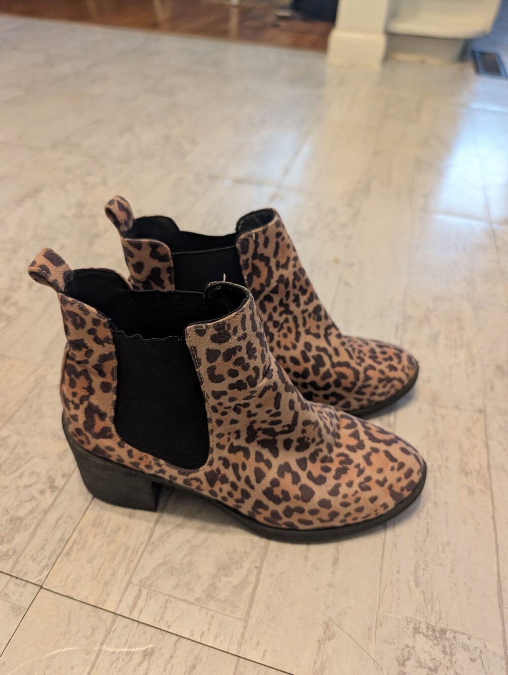 H&M DIVIDED Cheetah Booties